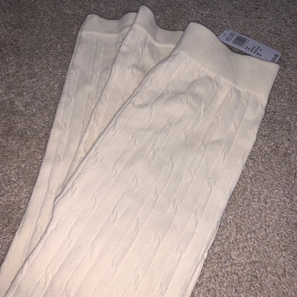Delias Cream Cable Knit Leggings - Picture 7 of 7